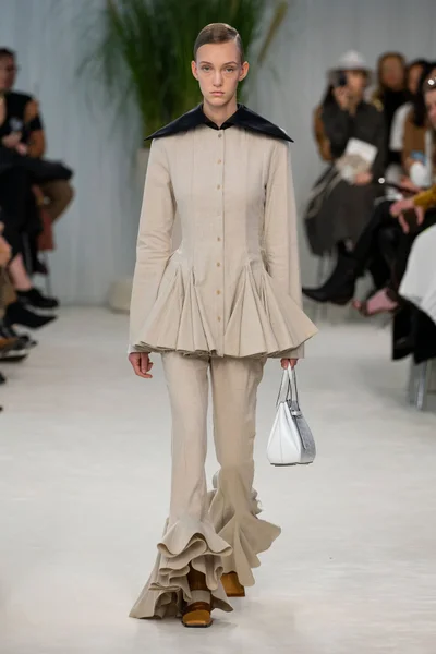 Look 6